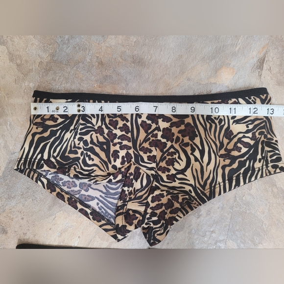 NWT 3 pc lingerie set, Excellent Condition, Never Worn - Picture 6 of 16